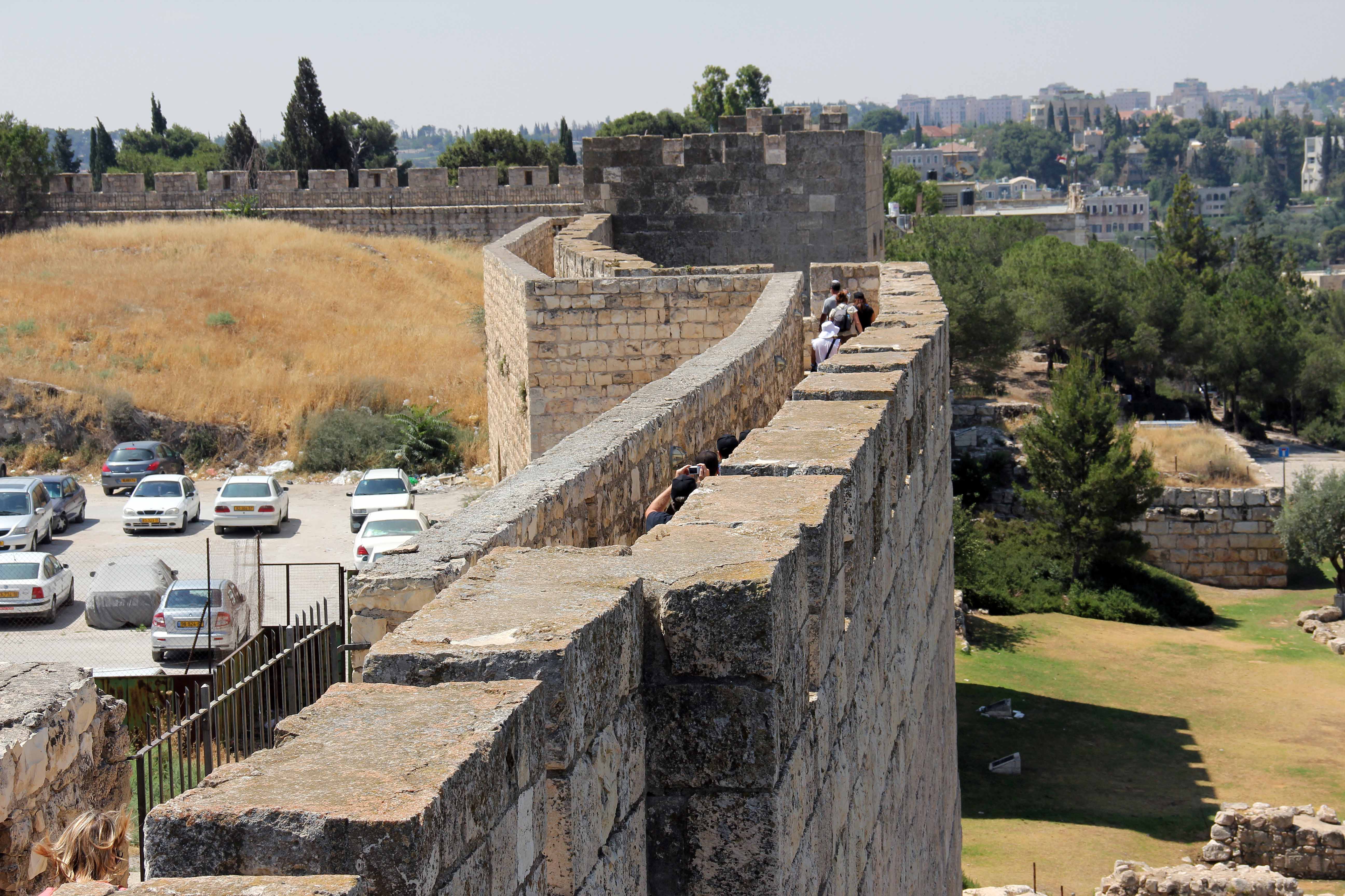 Ramparts Walk Citadel 36